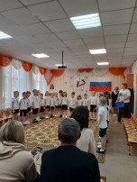 Спортивный праздник-соревнование, посвященный дню Защитника Отечества - 23 февраля в группах "Капелька" и "Хрусталик". Спортивный праздник-соревнование, посвященный дню Защитника Отечества - 23 февраля в группах "Капелька" и "Хрусталик".